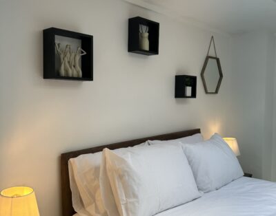 2 Bedroom House – Chichester