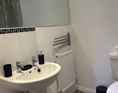 3 Bedroom House – Chichester